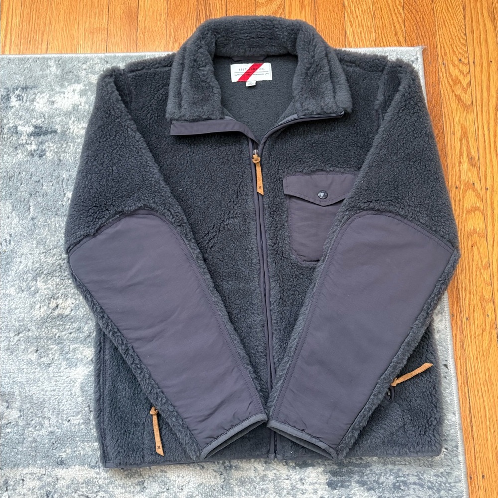 Best Made Co. Wool Sherpa Zip Up Fleece with Leather Pulls, Men’s XS, Dark Grey. - Picture 2 of 6